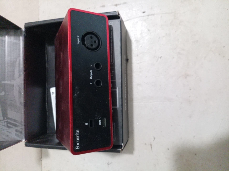 Focusrite Scarlett Solo USB-C Audio Interface (4th Generation) - Image 4 of 4