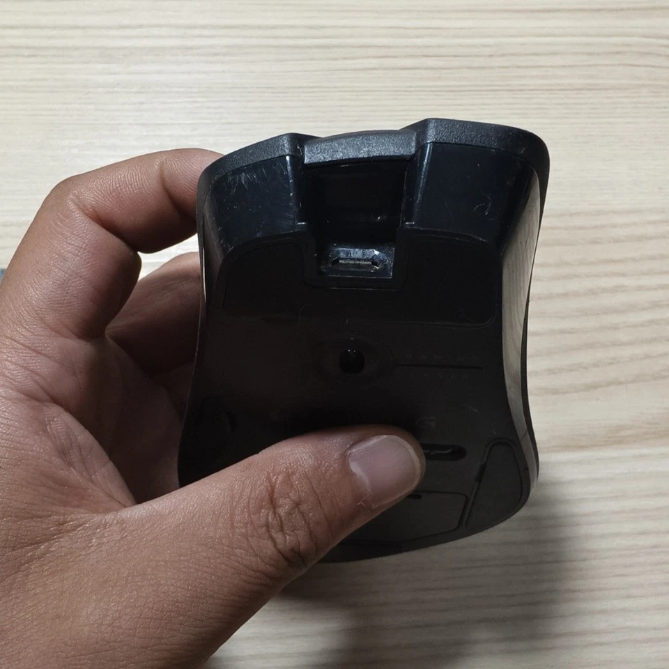 Logitech Logicool G700S Rechargeable 13 Button Gaming Mouse Wireless Working - Image 3 of 4