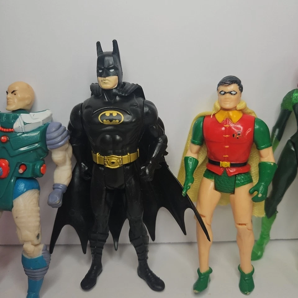 Lot Of 8 VTG 80's 90's DC Comics Action Figures Batman Robin Joker Riddler Ivy - Image 3 of 4