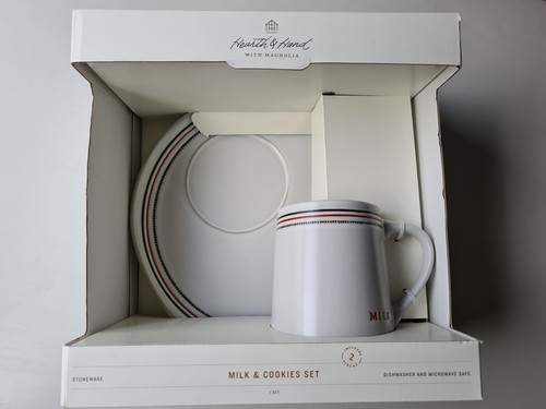 HERD UND HAND MIT MAGNOLIE MILCH & PLÄTZCHEN TELLER & BECHER SET FÜR WEIHNACHTSMANN NEU - Bild 1 von 2