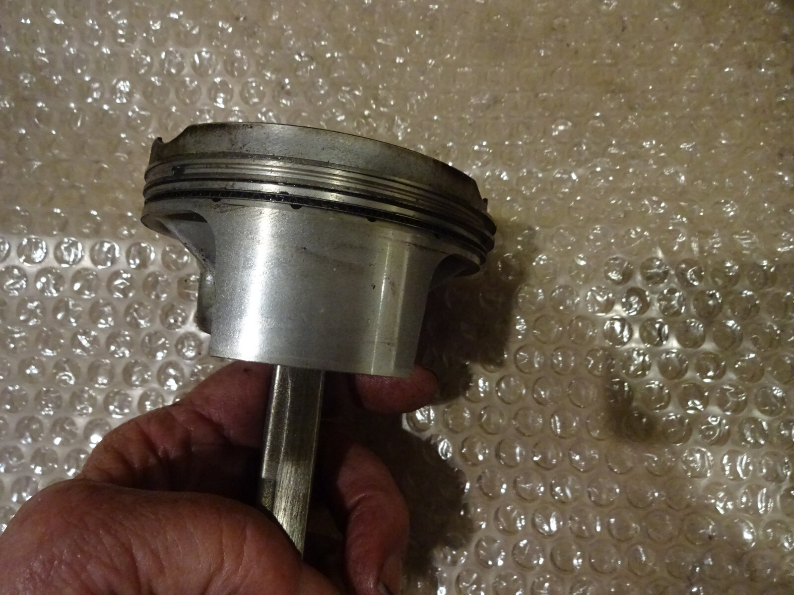 Maserati 4200, Quattroporte-LH Engine Piston & Con Rod Cyl# 8 -P/N 198412-192402