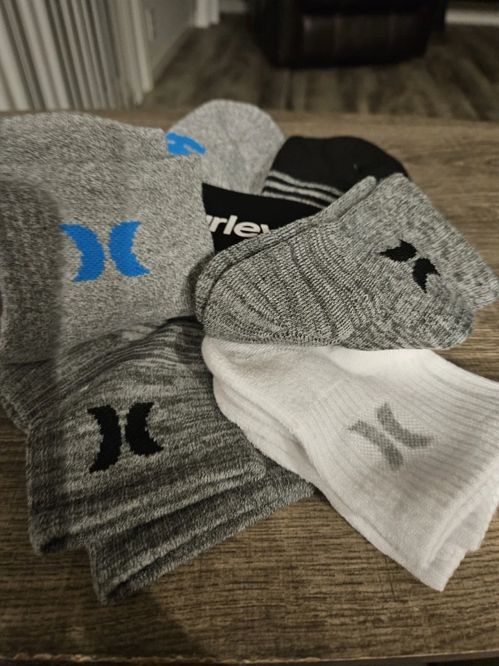 Hurley 6 Pair Of Quarter Crew Brand New Socks Size 8 -12 - Image 4 of 4