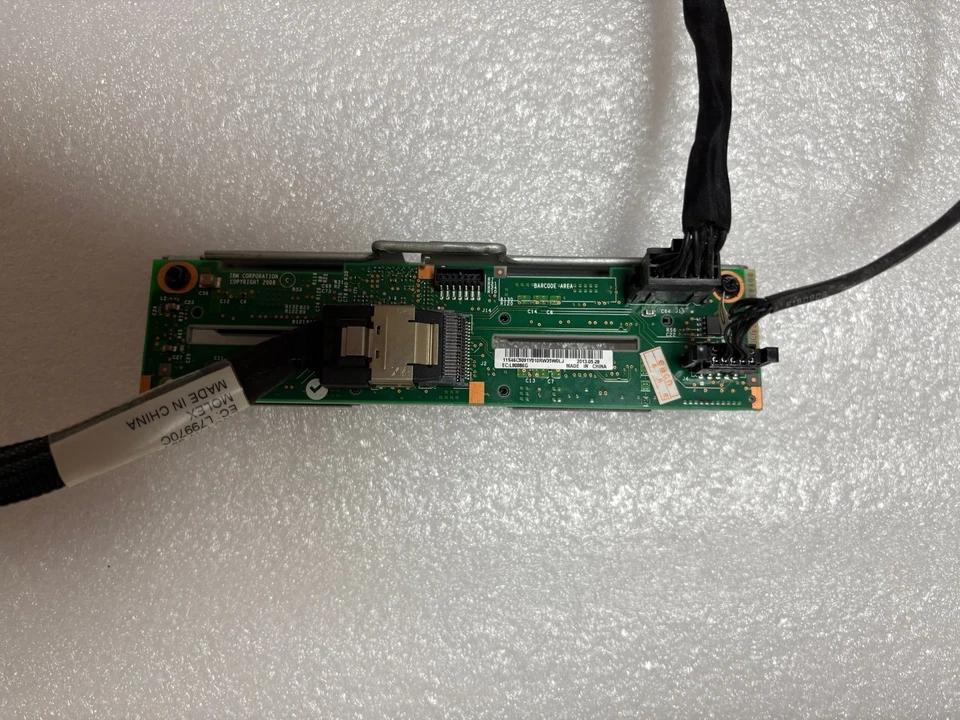 IBM 90Y4336 394Y7587 94Y6386 81Y6657 46C9091 X3550 M4 4 x 2.5" Backplane - Image 2 of 4