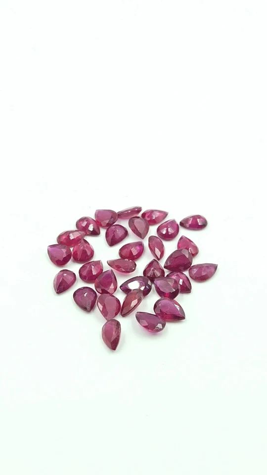 Glass field ruby loose stone pear 5x7mm loose stone - Image 2 of 2