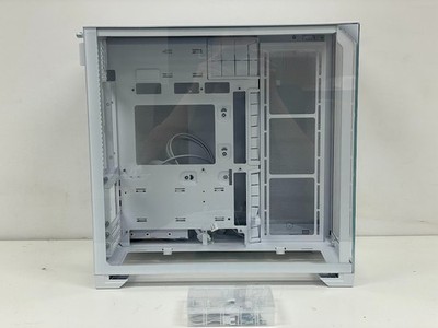 Lian Li O11 Vision Compact Tempered Glass ATX Mid-Tower Computer Case - White