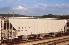 JL ORIG SLIDE MWCX MIDWEST RAIL CAR PS 4750 HOPPER #460675 - ST PAUL MN 2007