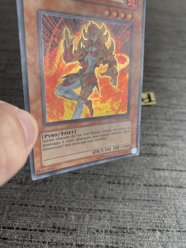 Carte Yu-gi-oh! Miss Chaleur Héros Élémentaire PP02-FR008 Secret Rare Français - Picture 11 of 22