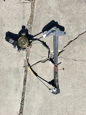95-00 LEXUS SC300 SC400 Passenger Front Window Regulator Motor