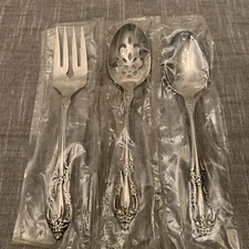 Oneida RAPHAEL Distinction Deluxe  Flatware 1 Meat Fork 2 Serving Spoons