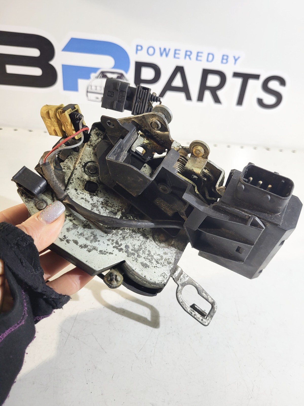 BMW E36 Door lock front left with actuator 51211977113 67111387726 