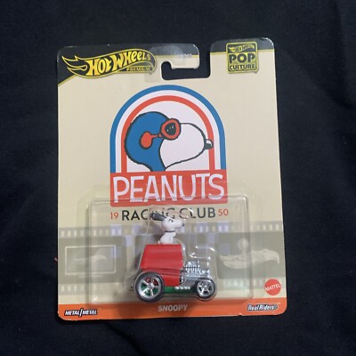 Hot Wheels POP Culture 2024 Peanuts 1950 Racing Club Snoopy by