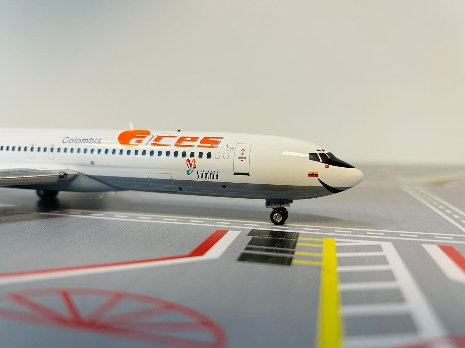 Aces  Alianza summa Boeing 727-200 1 :200 scale diecast  -Infligth-200 Jp60