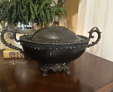 VTG 17” Handles Brass Footed Hammered Lid Decorative Serving Bowl Centerpiece