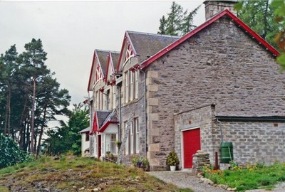 Foto A2 Homewood Lodge Hotel, Kingussie 1991 Blick westlich vor dem Hotel um 1991