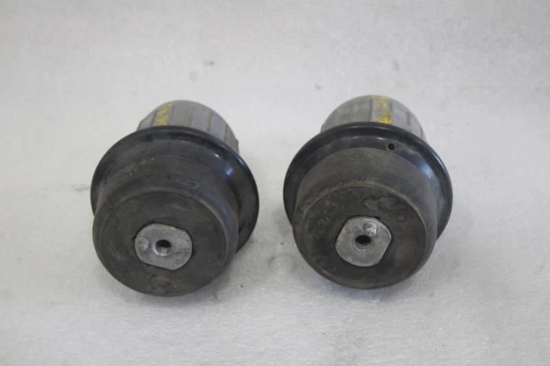 2010 2011 2012 2013 2014 2015 LEXUS IS250 MOTOR ENGINE MOUNTS PAIR - Image 2 of 4