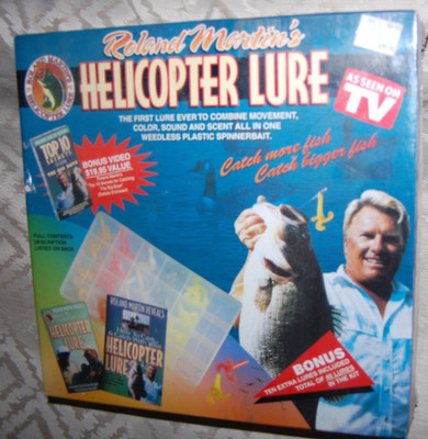 Roland Martin's Helicopter Lure w/ Booklet Tackle Box 40 Lures 5 Claw Hook +