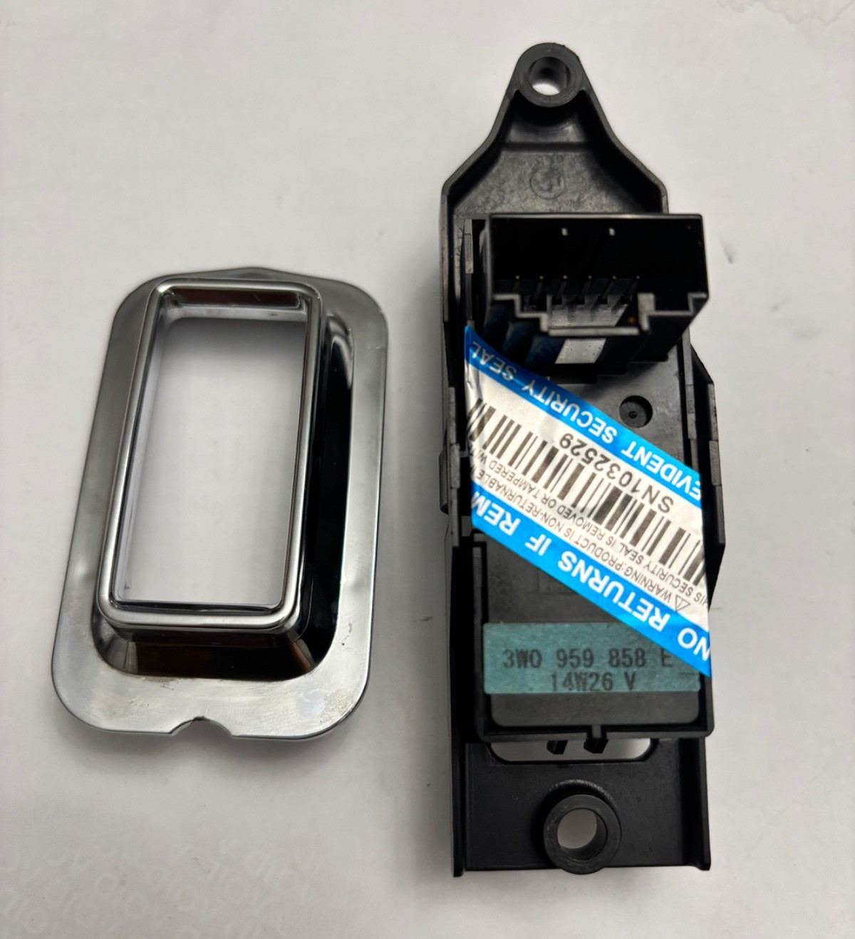 2015 BENTLEY GT REAR RIGHT AND LEFT WINDOW SWITCH OEM 3W0959858E