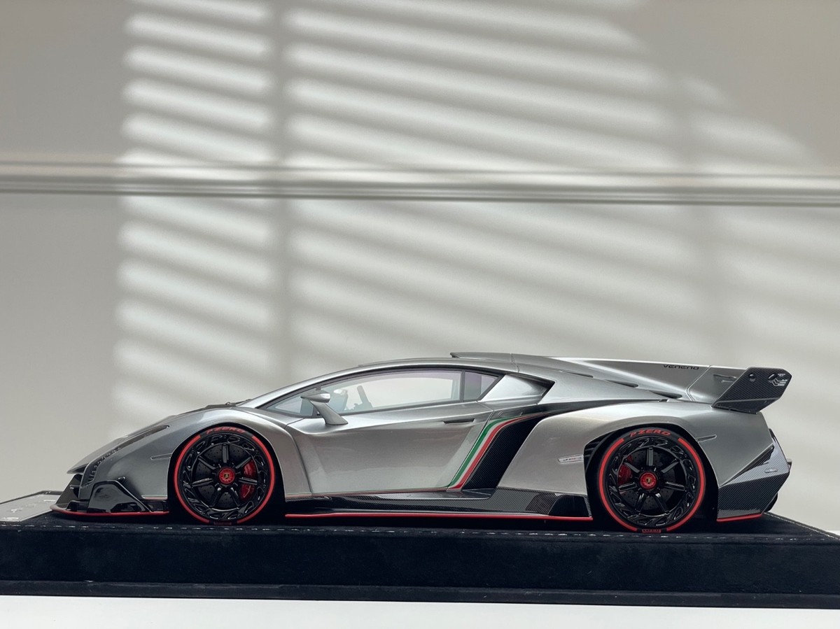 Lamborghini Veneno (Silver) [Henson & Heaven] 1/18 scale | eBay