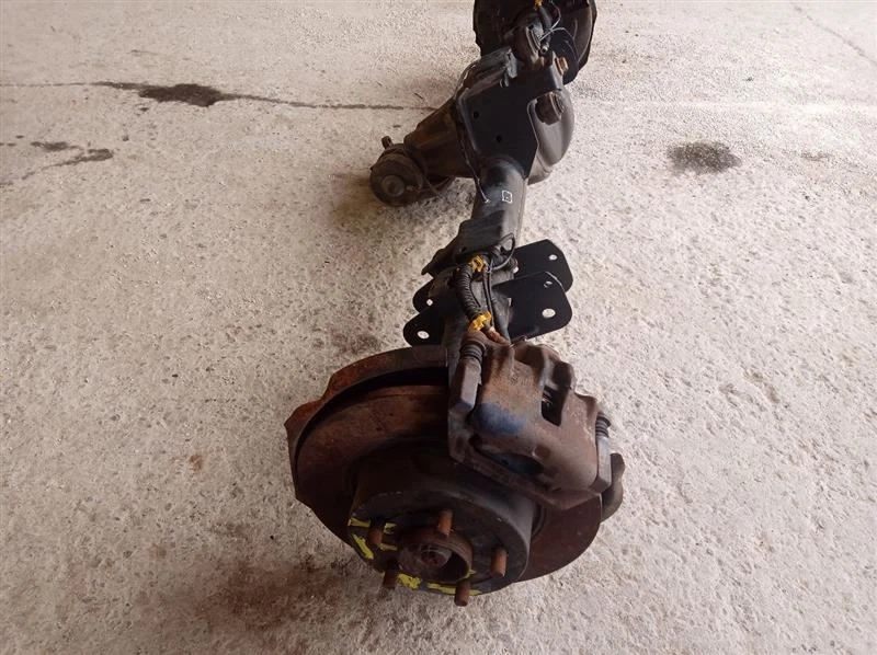 LAND ROVER DISCOVERY 3.54 RATIO Rear Axle Differential Carrier Housing 3745971 — 第 2/4 张图片