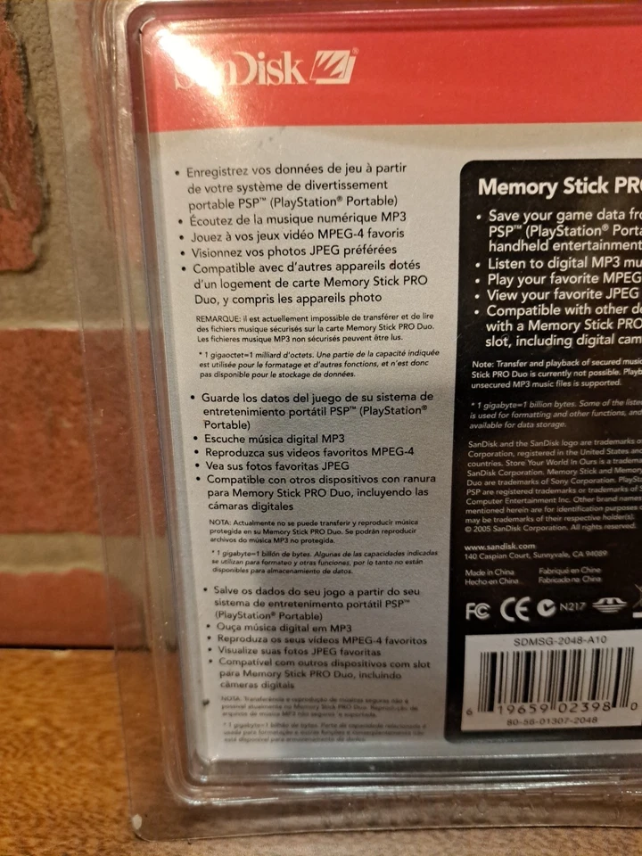 SanDisk Pro Duo Memory Stick 2.0 GB PSP PS3 - Image 4 of 4