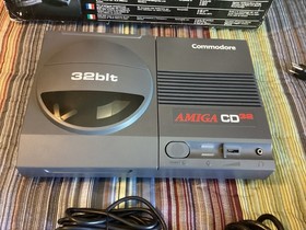 Commodore Amiga CD32 NTSC Console CIB + TF330 Accelerator + 8GB CF + Mouse