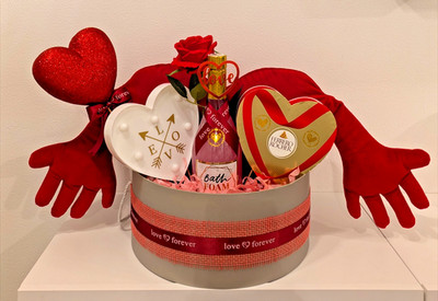 XXL Geschenkbox Liebe mit Plüschherz Ferrero Rocher Herz romantisches Geschenk