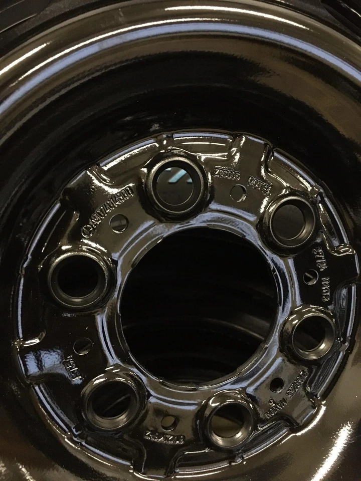 Mercedes Sprinter III W907 Räder 16" Offroad General Grabber AT-3 225/75R16 OWL - Bild 4 von 4