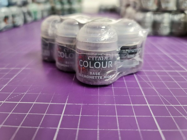 Citadel Colour Base - Daemonette Hide 6 X 12Ml/ 19,40€ (100Ml/ 26,94€) (Ur)-image