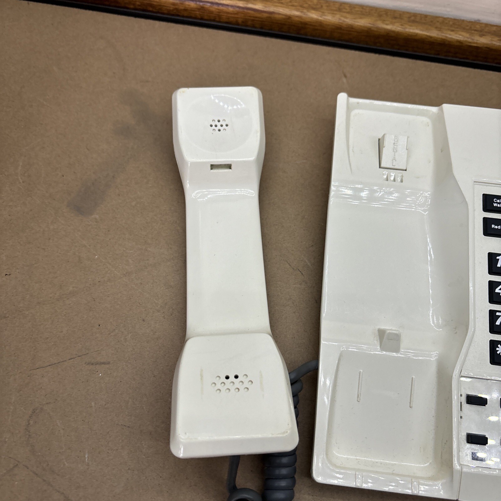 Telstra TF400C Landline Wired Telephone NBN Compatible EBay telstra-tf400c-landline-wired-telephone-nbn-compatible-ebay
