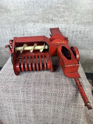 Vintage Tru-Scale IH Forage Harvester Chopper 1/16 Pressed Steel Farm Toy