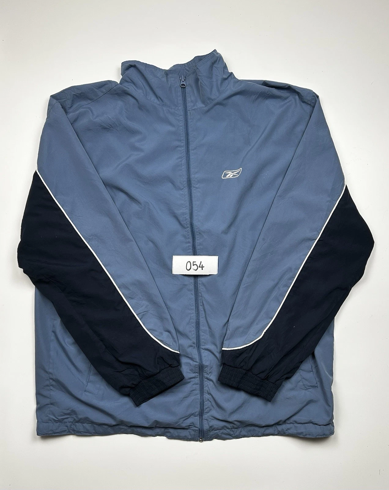 Reebok Colourblock Fullzip Windbreaker Jacket Men’s X-Large Vintage Blue+white
Opens in a new window