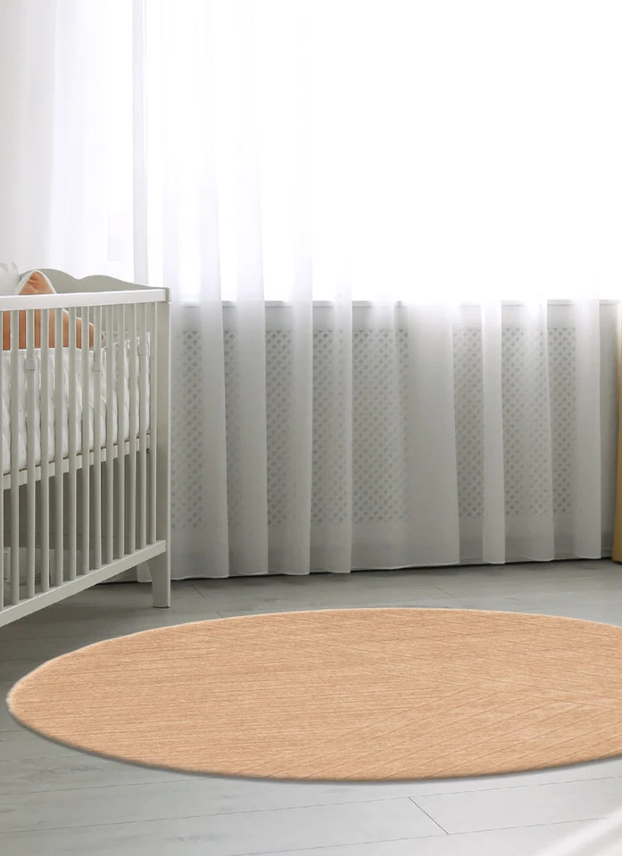 Hand loomed Area Rug 3'11" x 3'11" Traditional Wool Oriental Carpet - Image 2 of 4