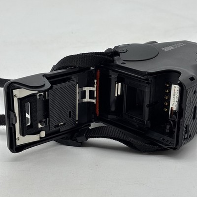 Yashica Kyocera Samurai Z Half-Frame 35mm Film Camera Nonworking