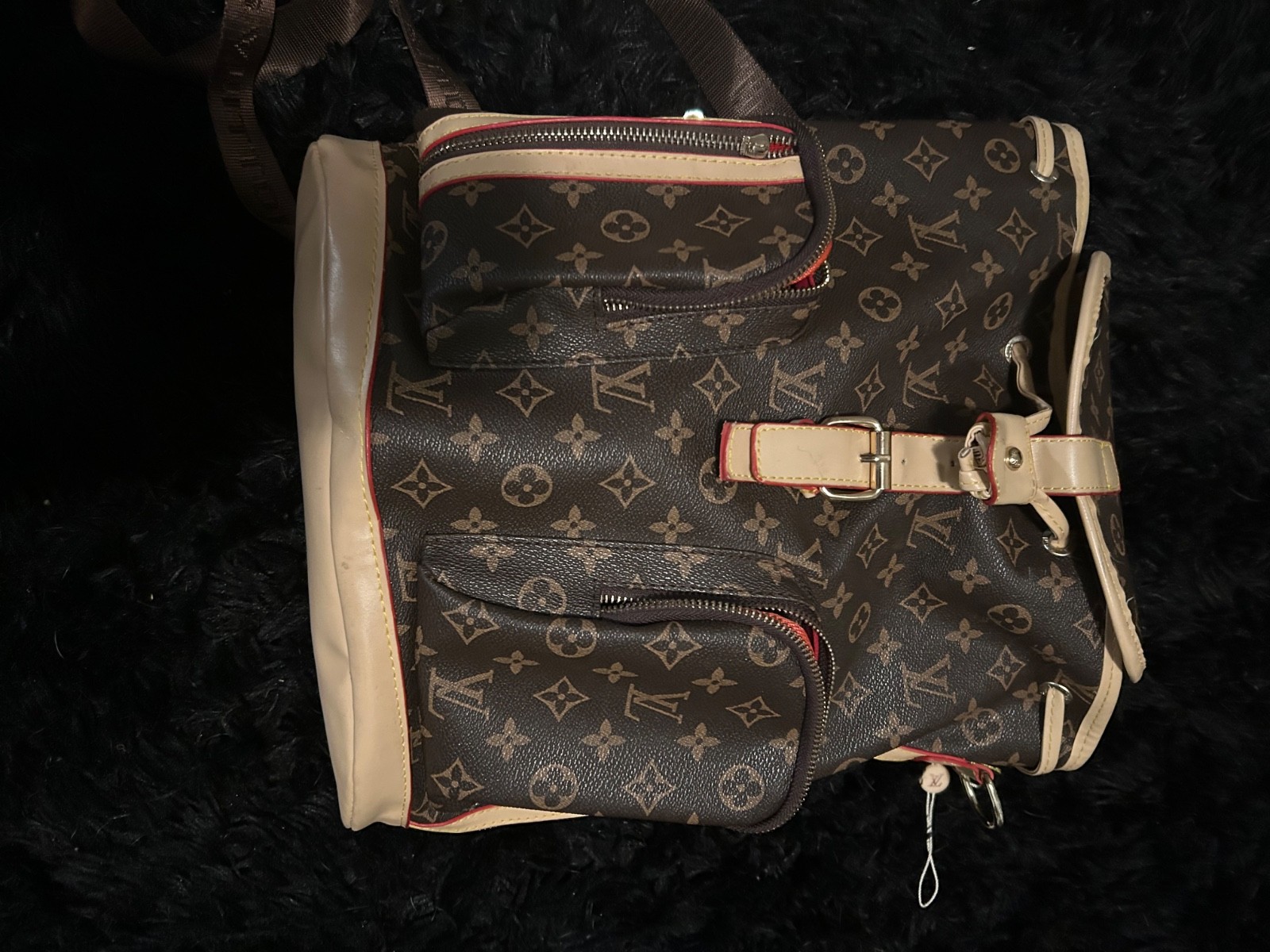 Louis Vuitton RARE Men’s Backpack Red Bottom Lining authentic