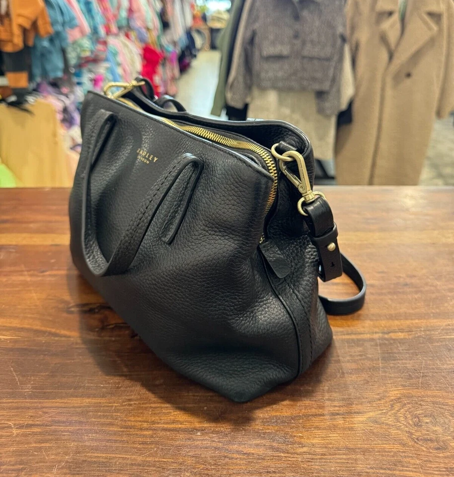 Radley Dukes Place Black Medium Open-Top Multiway Bag (BAG556) (Faulty) - image 2 of 4