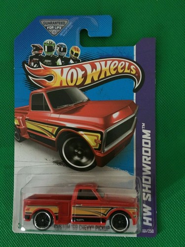 2013 HOT WHEELS HW SHOWROOM - CUSTOM '69 CHEVY PICKUP RED - NEW B69