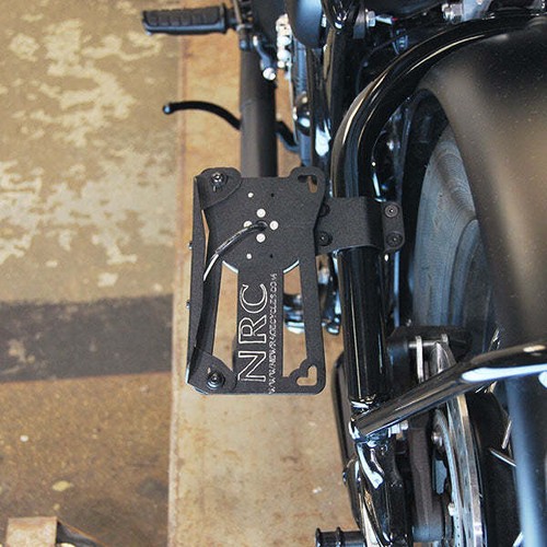Soporte de matrícula lateral Triumph Bonneville Bobber, con iluminación - Imagen 3 de 5