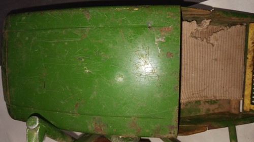 John Deere Combine Replica Toy 1/16 Post-War Antique Lots of patina - Picture 12 of 15