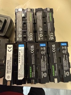 NPF 970 Batteries Lot 5 With Charger