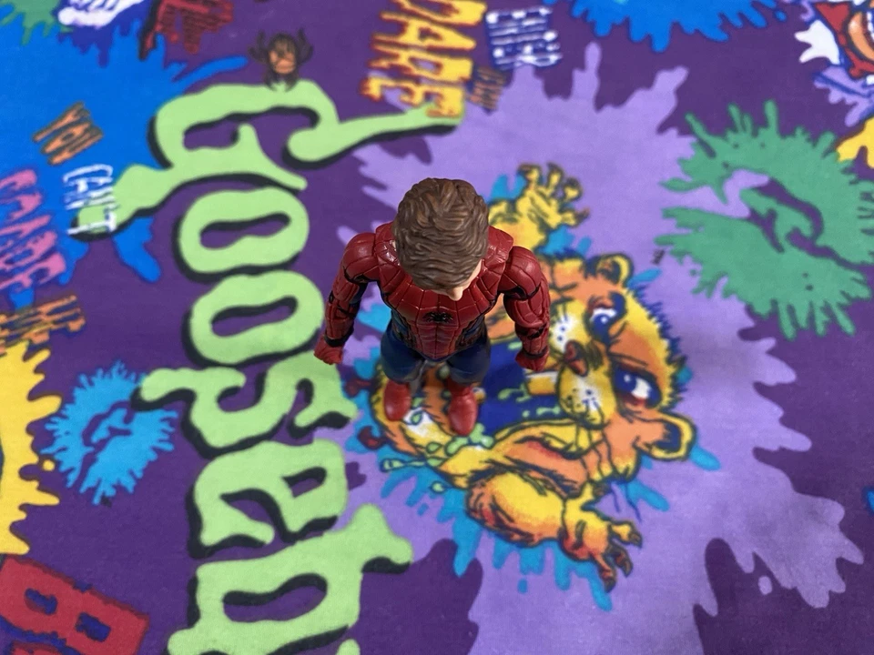 2023 Marvel Studios MCU Legends Civil War SPIDER-MAN 6" Scale Hasbro Figure - Image 2 of 4