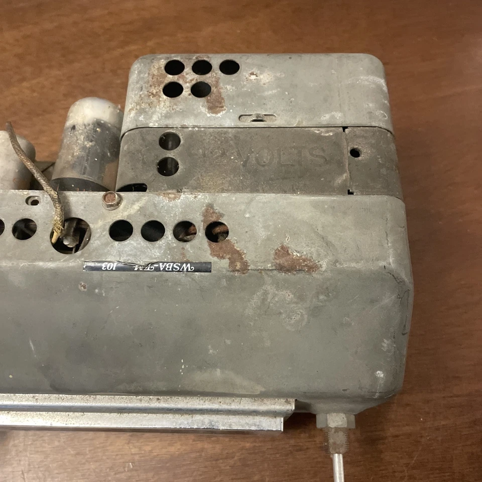 1956 Chevrolet Bel Air Delco 12V AM трубка радио - Изображение 3 из 4