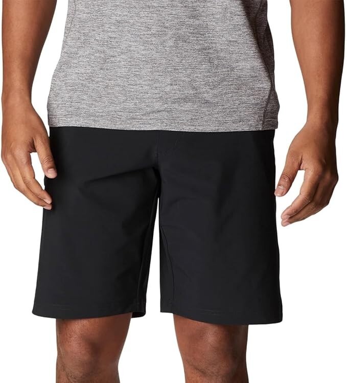 NEW Men's Columbia Size 32 Black Lightweight Tech Shorts 10