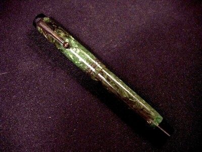 *PARKER JUNIORETTE, GREEN JADE, TRIPLE RING (WIDE CENTER), BF STREAMLINED, '36