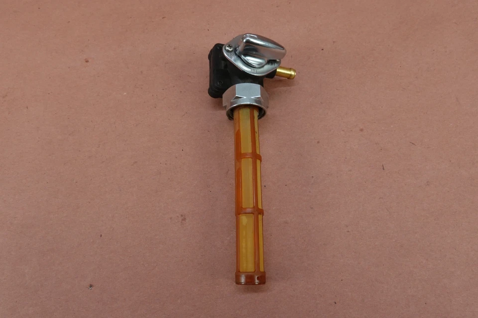 2005-2006 Harley Davidson FLHX Street Glide бензобак топливный кран - Изображение 4 из 4