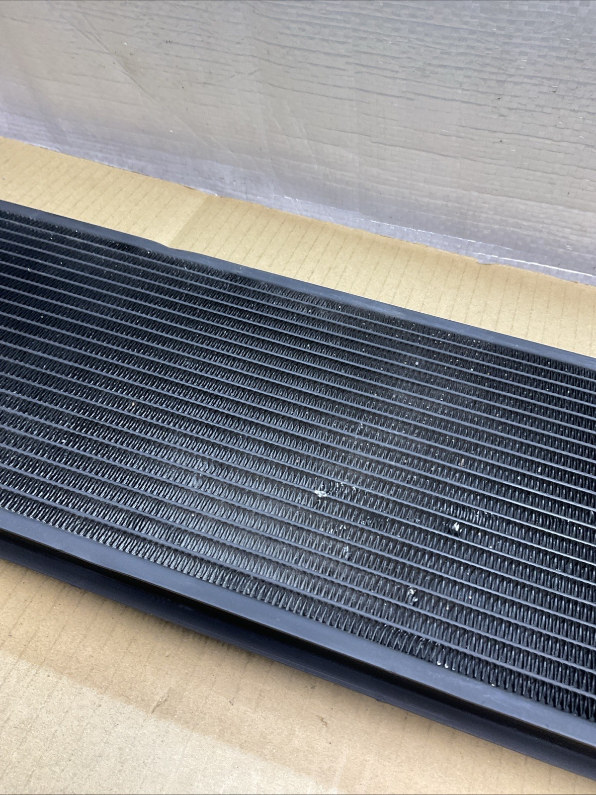 14-24 Maserati Ghibli Quattroporte LeVante OEM Gearbox Radiator 670009821