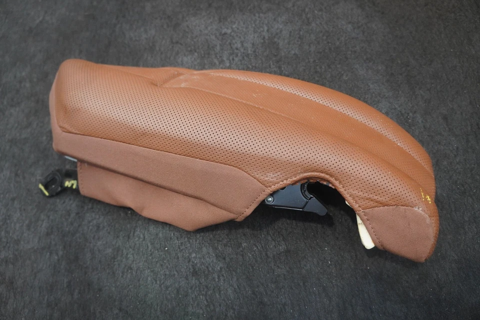 Airbag de asiento trasero izquierdo 971880441 OEM Porsche Panamera 971 2017-2018 Foto 2 de 4