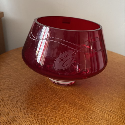 Dartington Handmade Ruby Glass Rose Bowl 40 Years Wedding Anniversary - Picture 5 of 5
