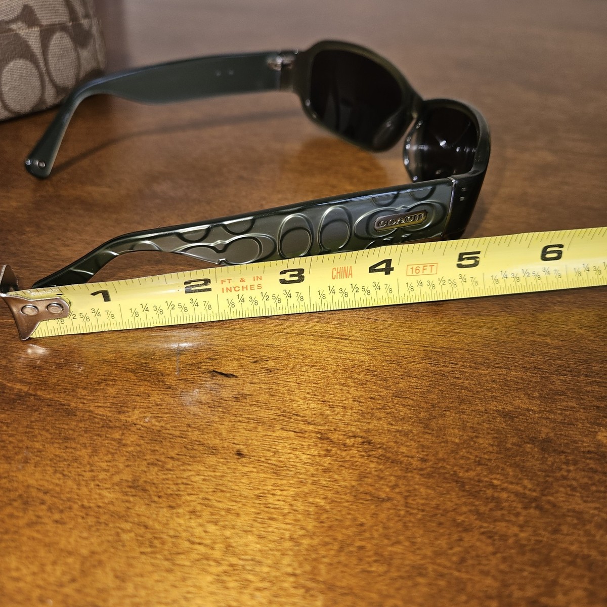 Coach Lisbeth Black Sunglasses - EUC Coach Women main image 4