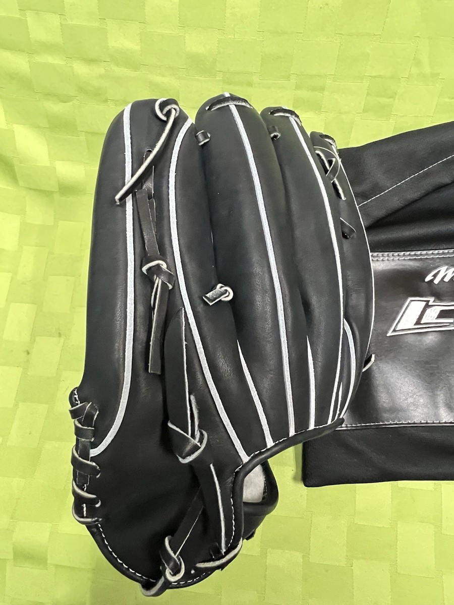 Mizuno Special limited ed. Pro A51 Ichiro Suzuki HOF Baseball