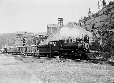 CP train loading at mine near Greenwood hauled by 2-8-0 952 ca 1903 5 x 7 Photo